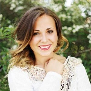 ✨Meet Your Seller!✨